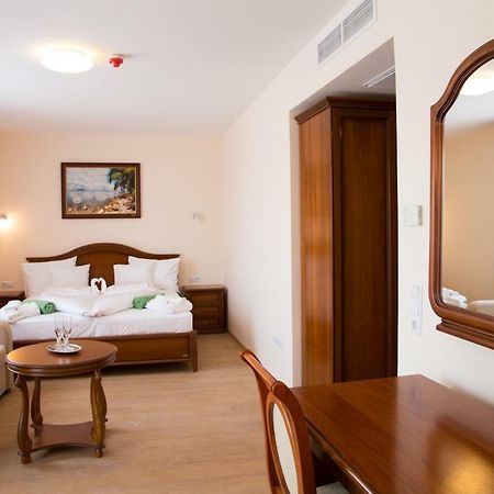 Luxury Hotel Siófok Extérieur photo