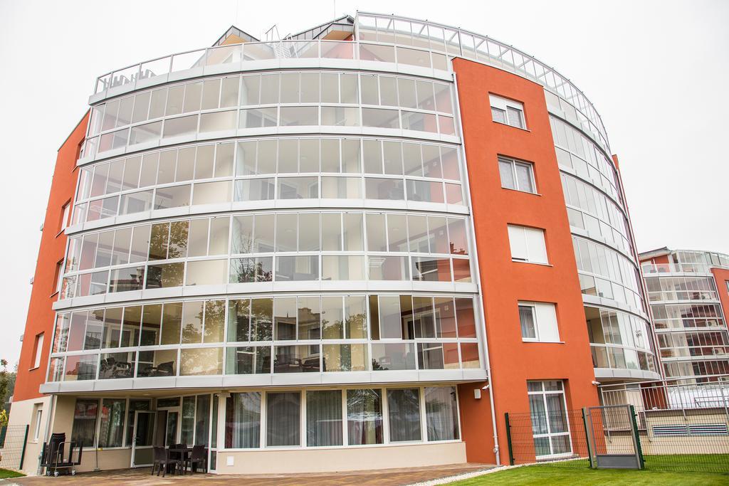 Luxury Hotel Siófok Extérieur photo