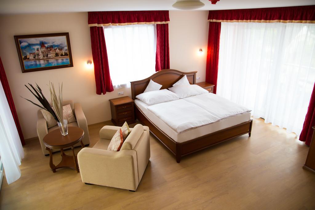 Luxury Hotel Siófok Extérieur photo